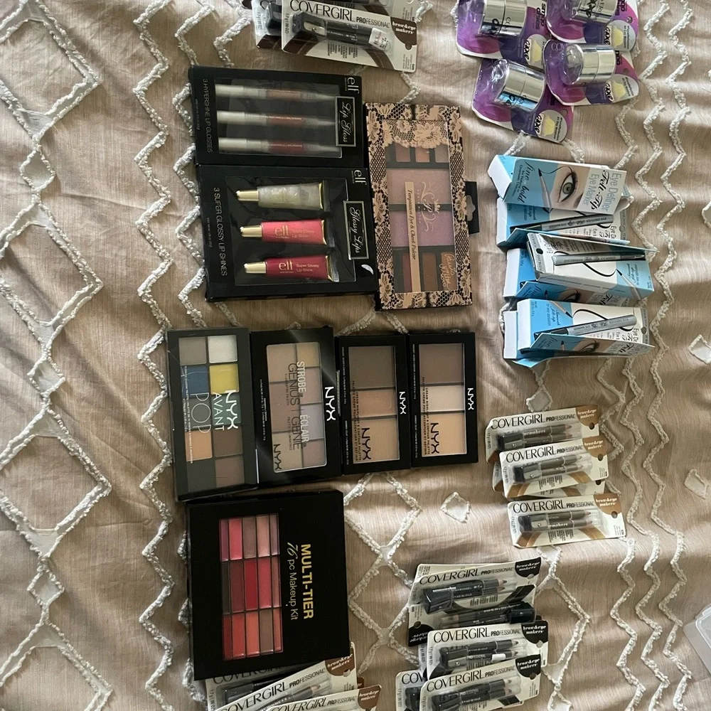 🎉HOSTPICK NYX COVERGIRL PHYSICIANS FORMULA - Bold and Neutral Shades makeup lot